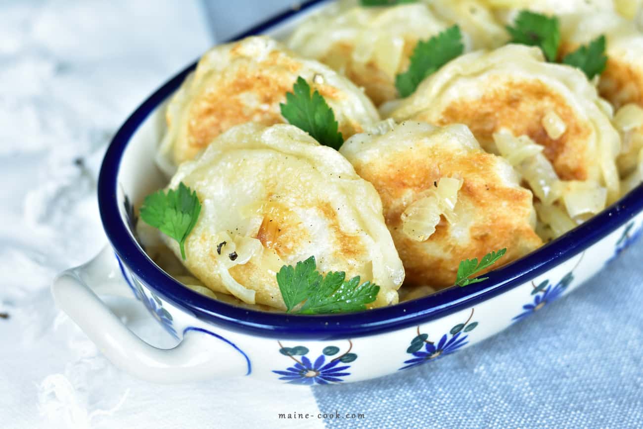 Potato, onion and white cheese pierogi (polish dumplings, pierogi ruskie)