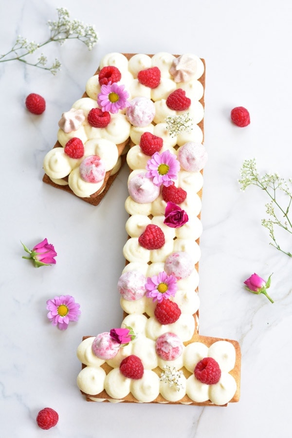 number cake – lemon cream tart with raspberries