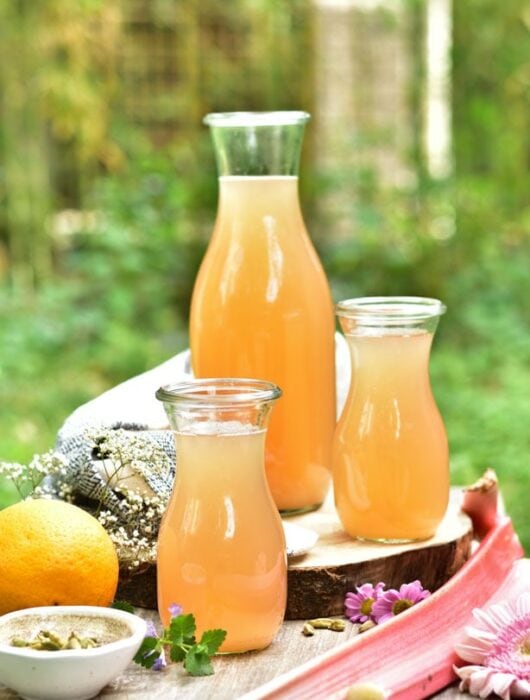 rhubarb lemonade