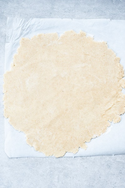 rolled out shortcrust dough