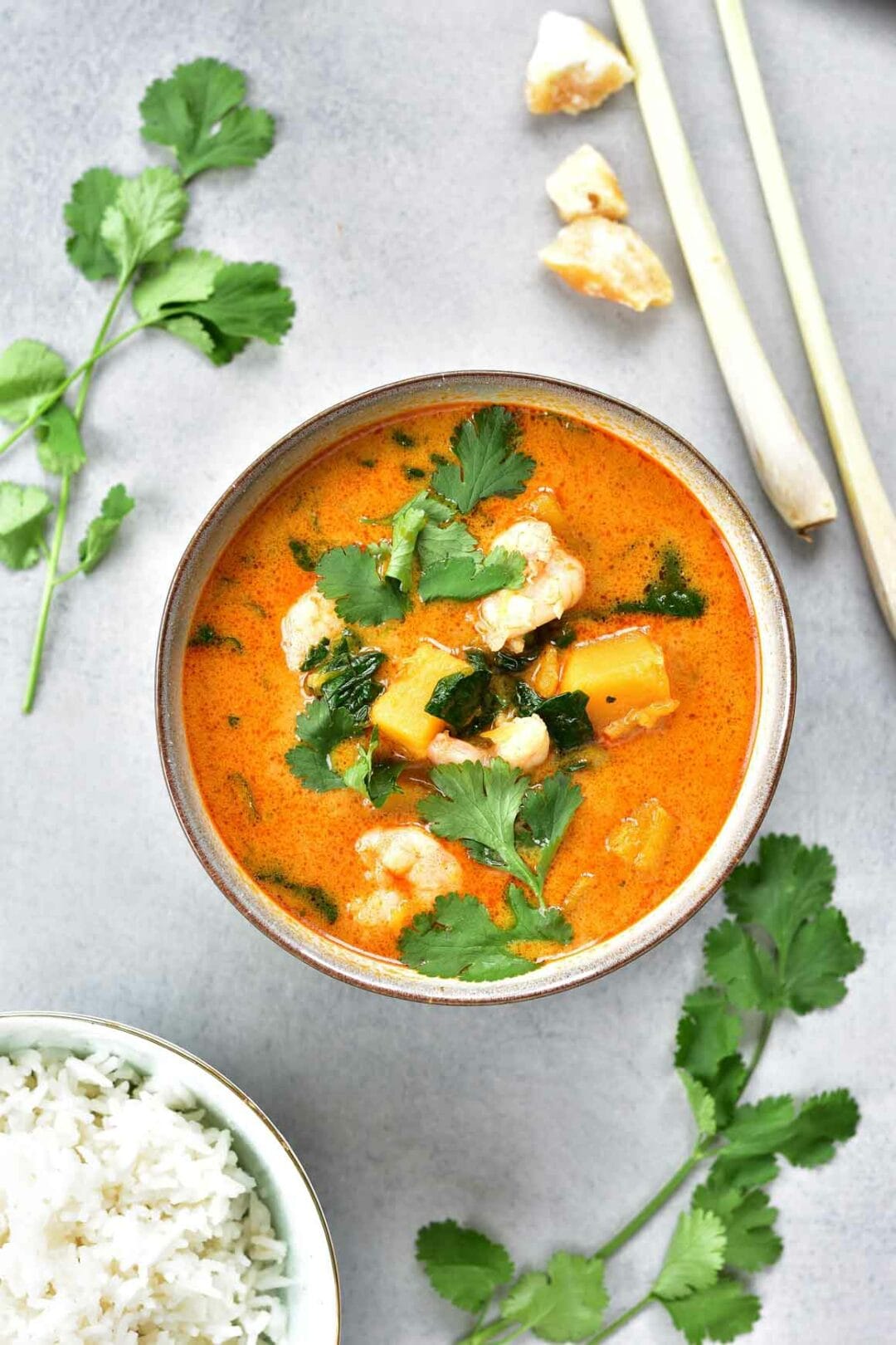 Thai red curry with shrimp, pumpkin, and spinach - Everyday Delicious