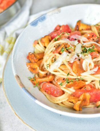 spaghetti with chanterelles