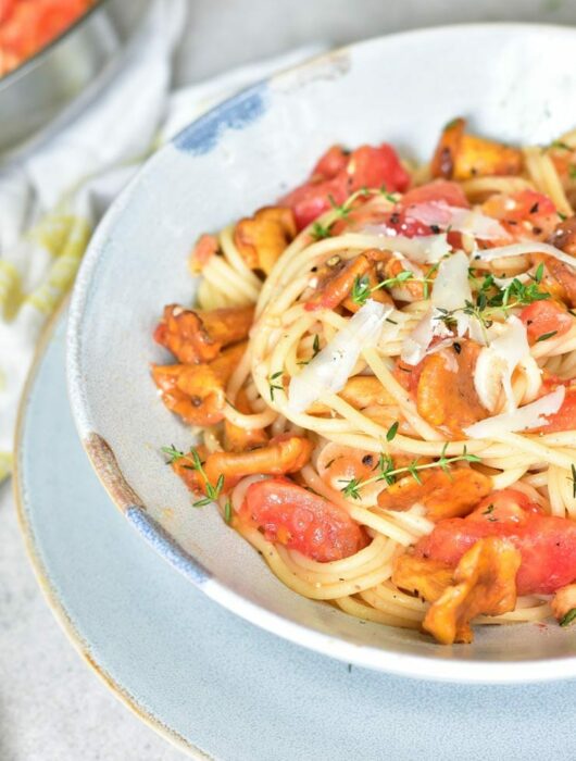 spaghetti with chanterelles