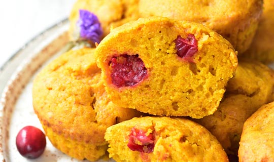 pumpkin cranberry muffins