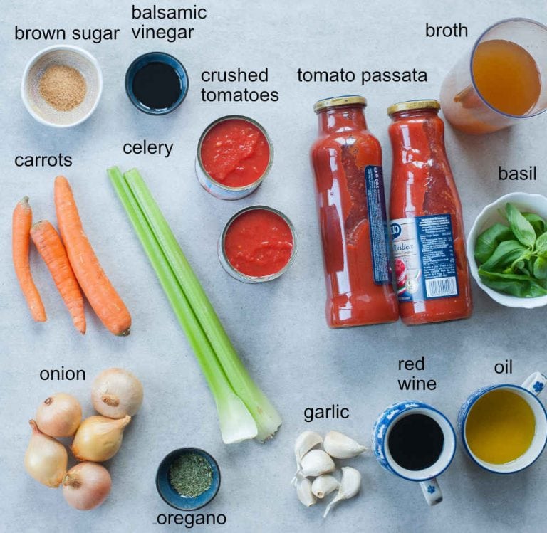 The best vegetarian spaghetti sauce (meatless tomato sauce) Everyday Delicious