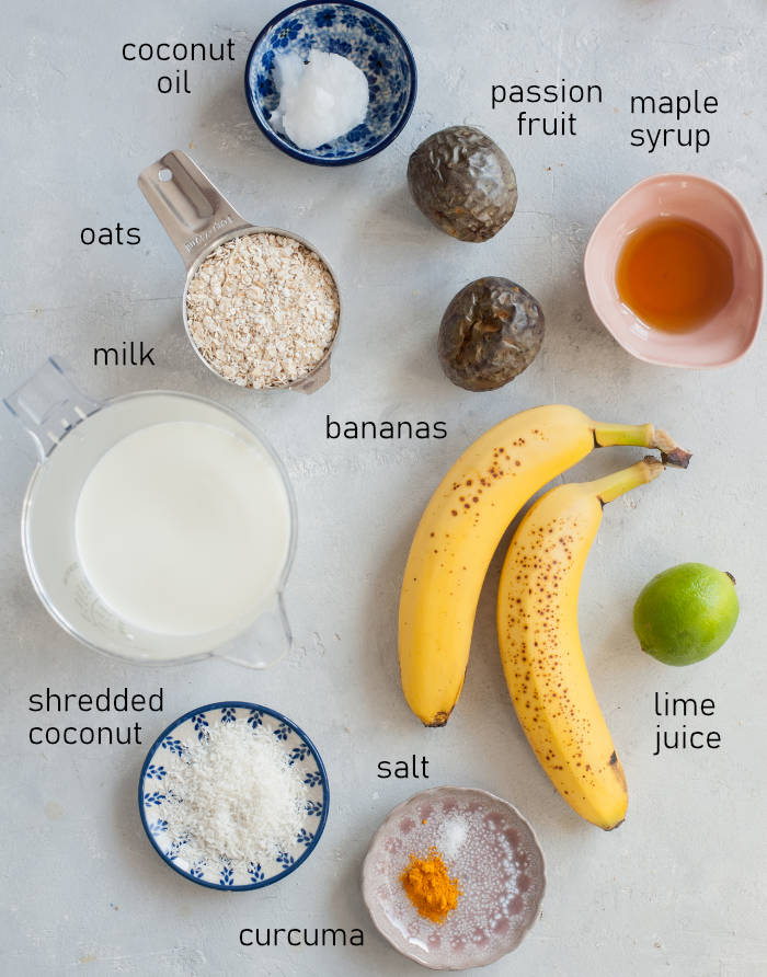 Ingredients needed for banana oatmeal with passion fruit.