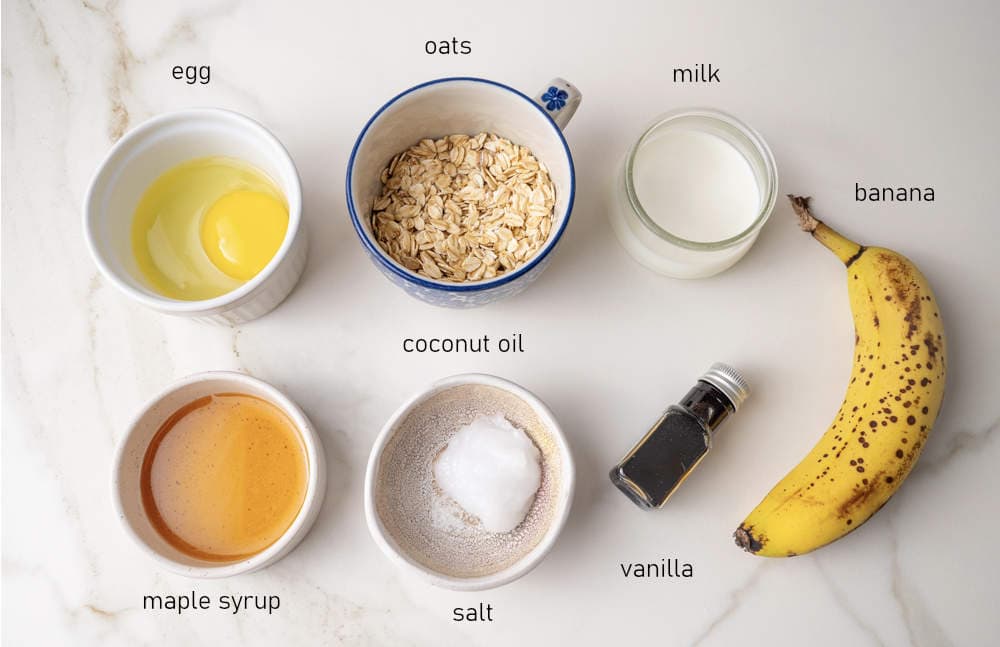 Labeled ingredients for the basic recipe for baked oats.