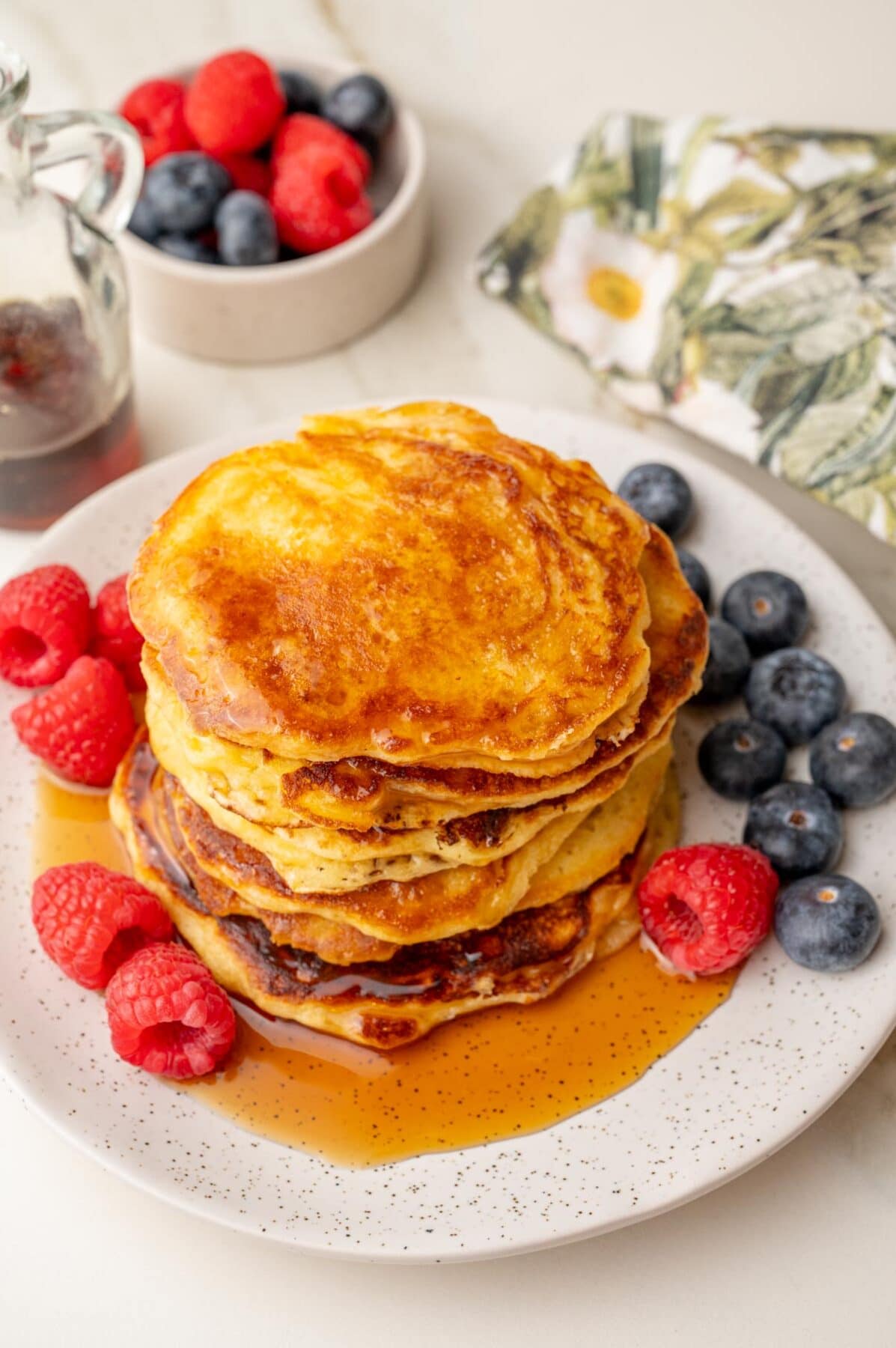 Make Pancakes With Yogurt And Honey